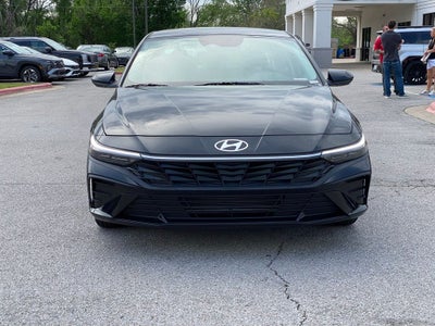 2026 Hyundai ELANTRA SE