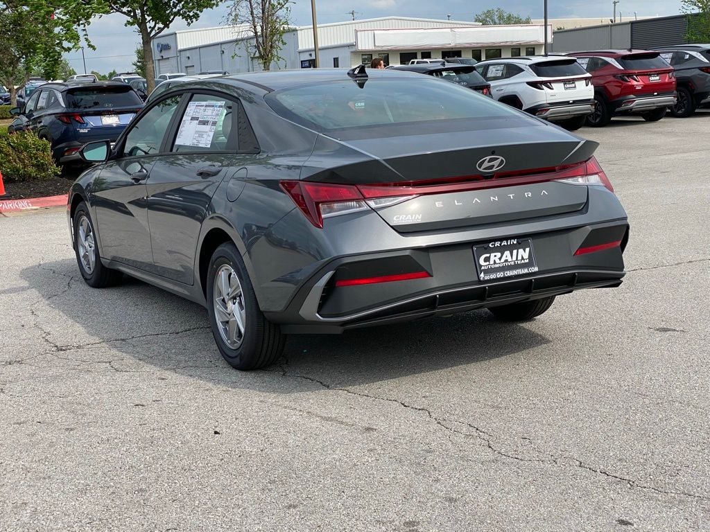 2026 Hyundai ELANTRA SE
