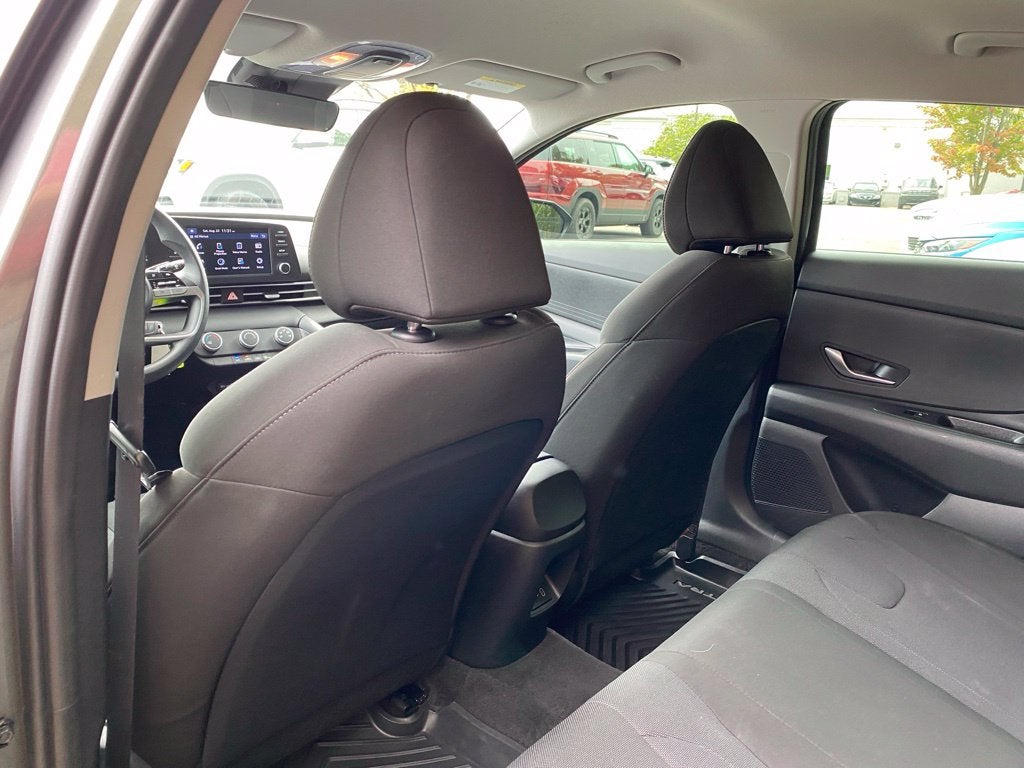 2025 Hyundai ELANTRA SE - CLEAN CARFAX / ONE OWNER