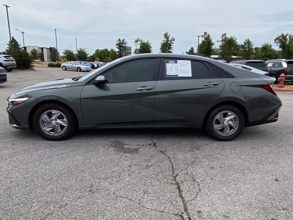 2025 Hyundai ELANTRA SE - CLEAN CARFAX / ONE OWNER