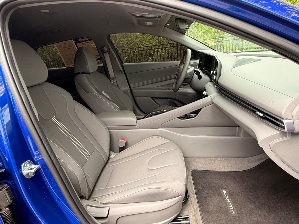 2025 Hyundai ELANTRA SEL Sport 1 OWNER CAR FAX