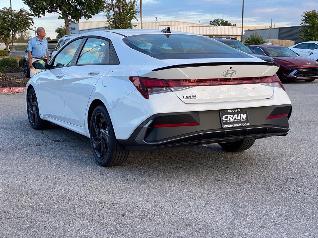 2026 Hyundai ELANTRA SEL Sport Plus