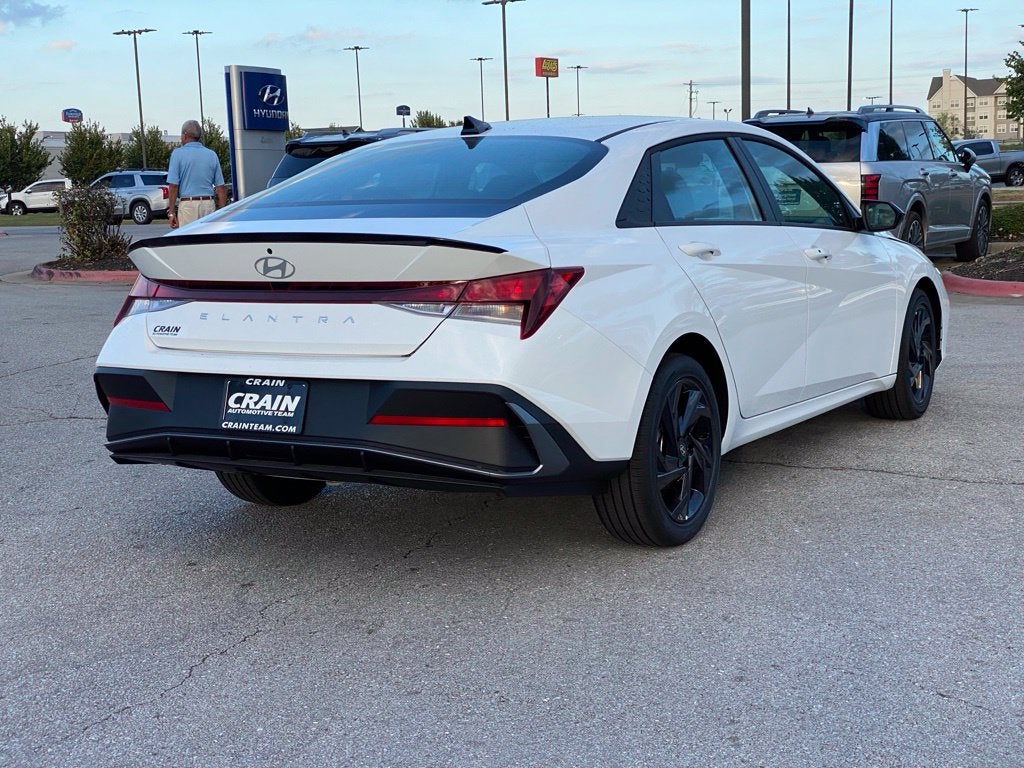 2026 Hyundai ELANTRA SEL Sport Plus