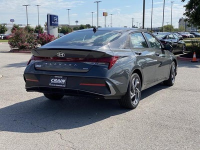 2025 Hyundai ELANTRA HYBRID SEL Sport