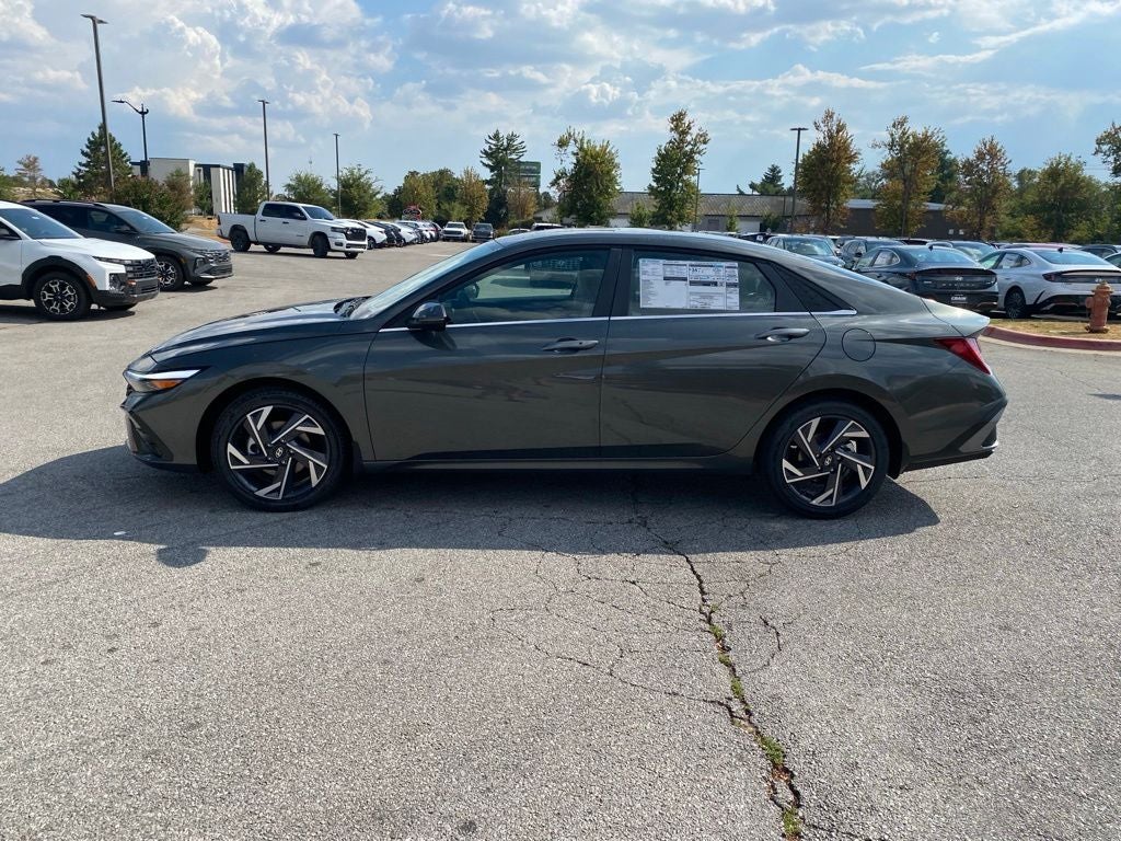 2026 Hyundai ELANTRA Limited