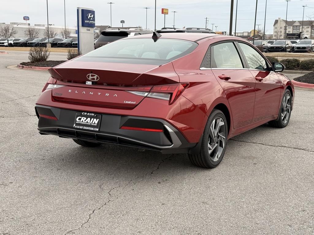 2025 Hyundai ELANTRA Limited