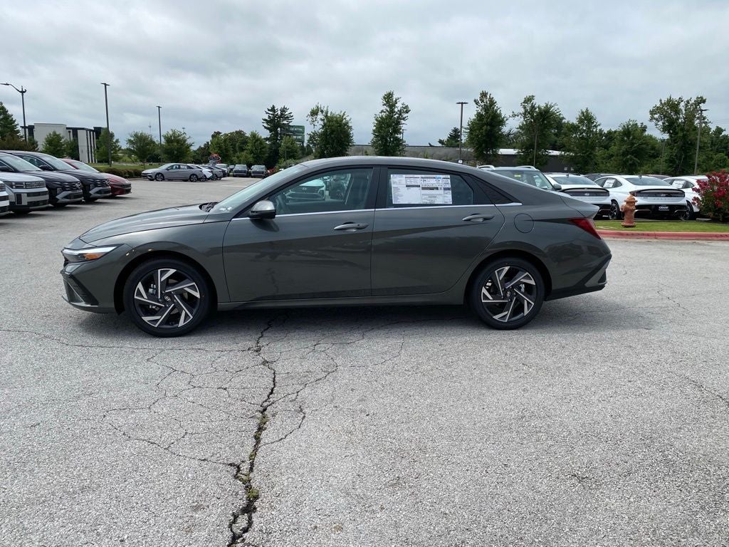2026 Hyundai ELANTRA Limited