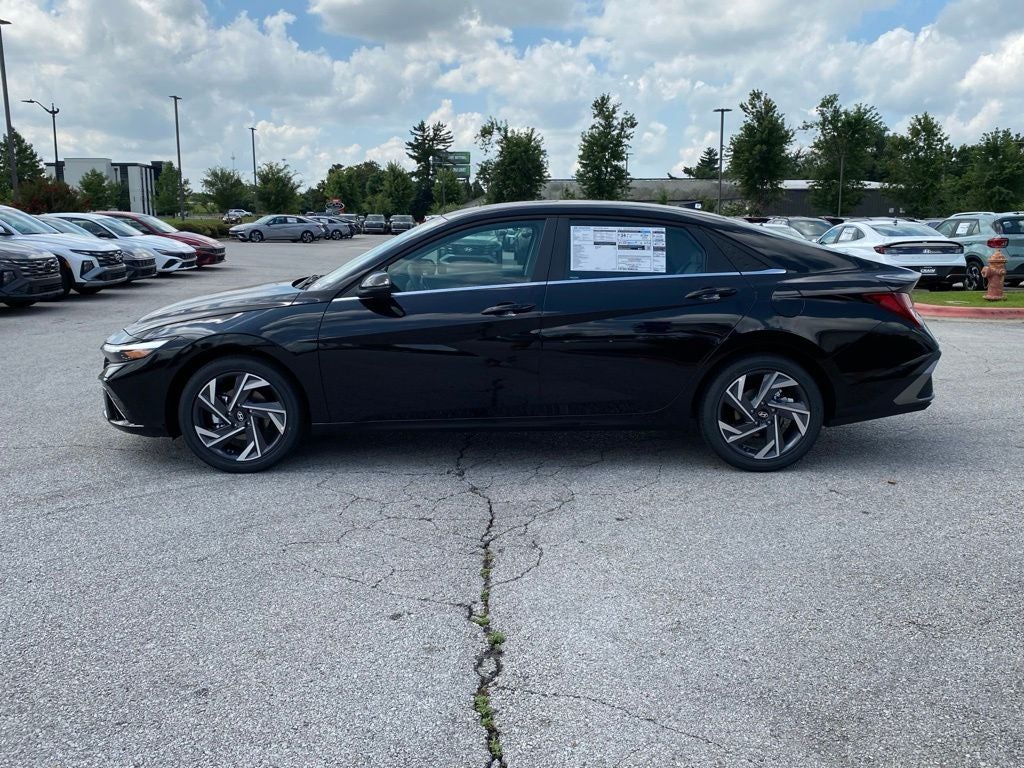 2026 Hyundai ELANTRA Limited