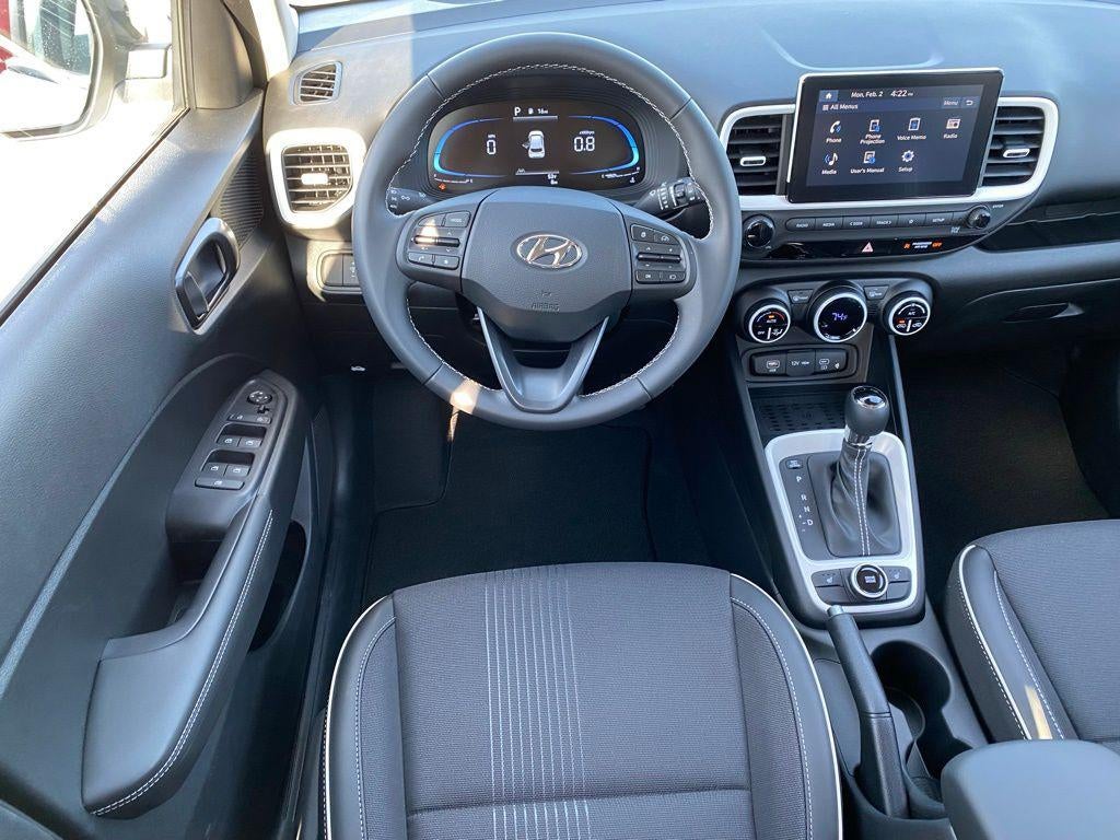 2026 Hyundai VENUE SEL W/Two-Tone Roof