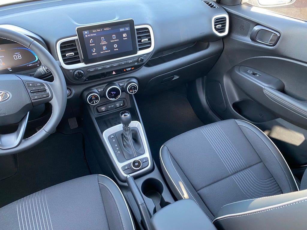 2026 Hyundai VENUE SEL W/Two-Tone Roof