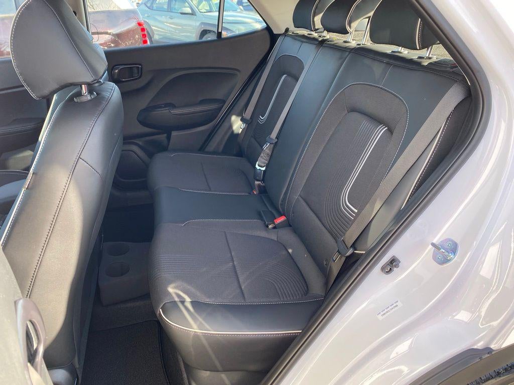 2026 Hyundai VENUE SEL W/Two-Tone Roof