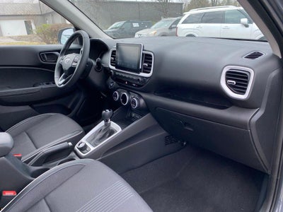 2026 Hyundai VENUE SEL W/Two-Tone Roof