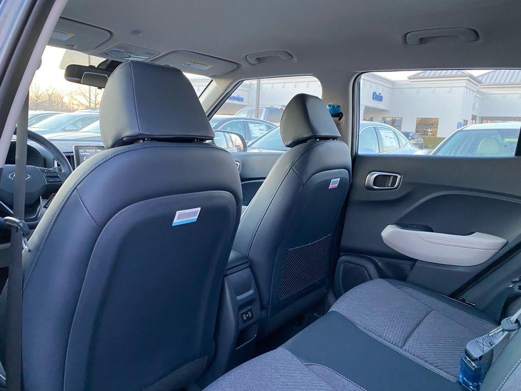 2026 Hyundai VENUE SEL W/Two-Tone Roof