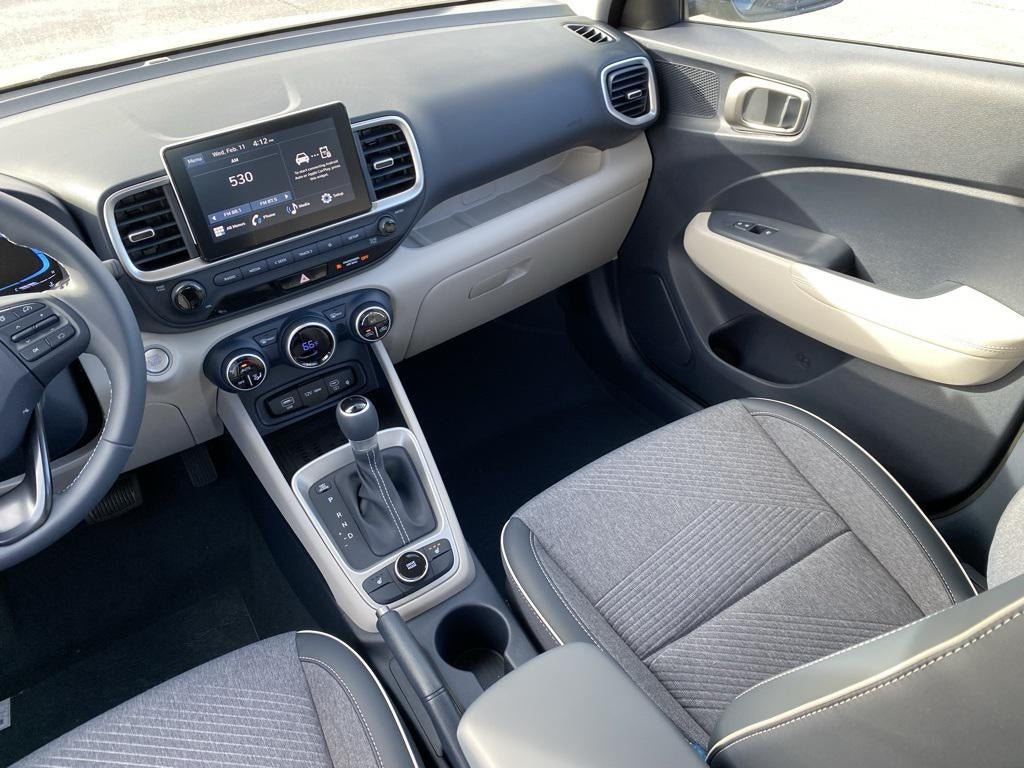 2026 Hyundai VENUE SEL W/Two-Tone Roof