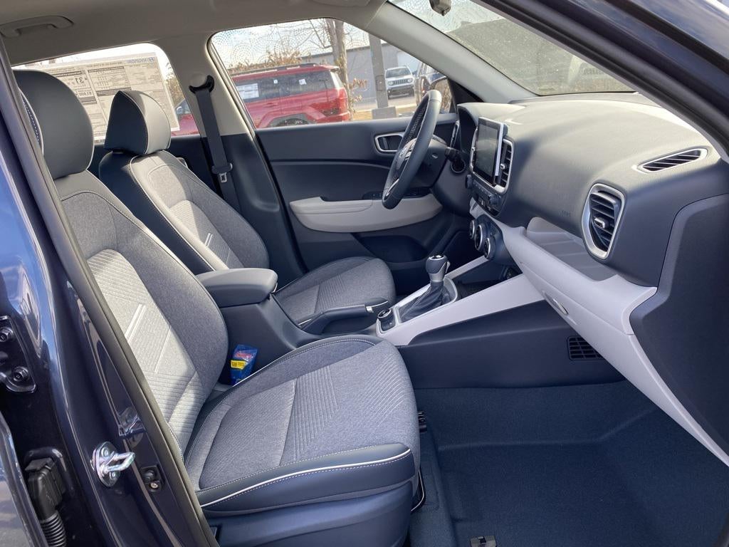 2026 Hyundai VENUE SEL W/Two-Tone Roof