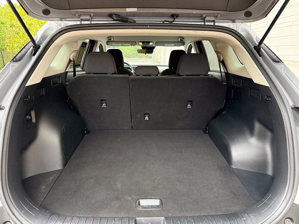 2025 Kia Sportage LX - CLEAN CARFAX / ONE OWNER