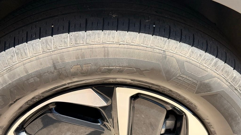 2023 Kia Sportage Hybrid LX LOW MILES