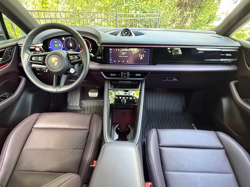 2025 Porsche Macan Electric 4S