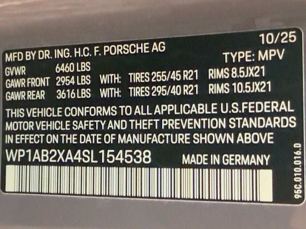 2025 Porsche Macan Electric 4S