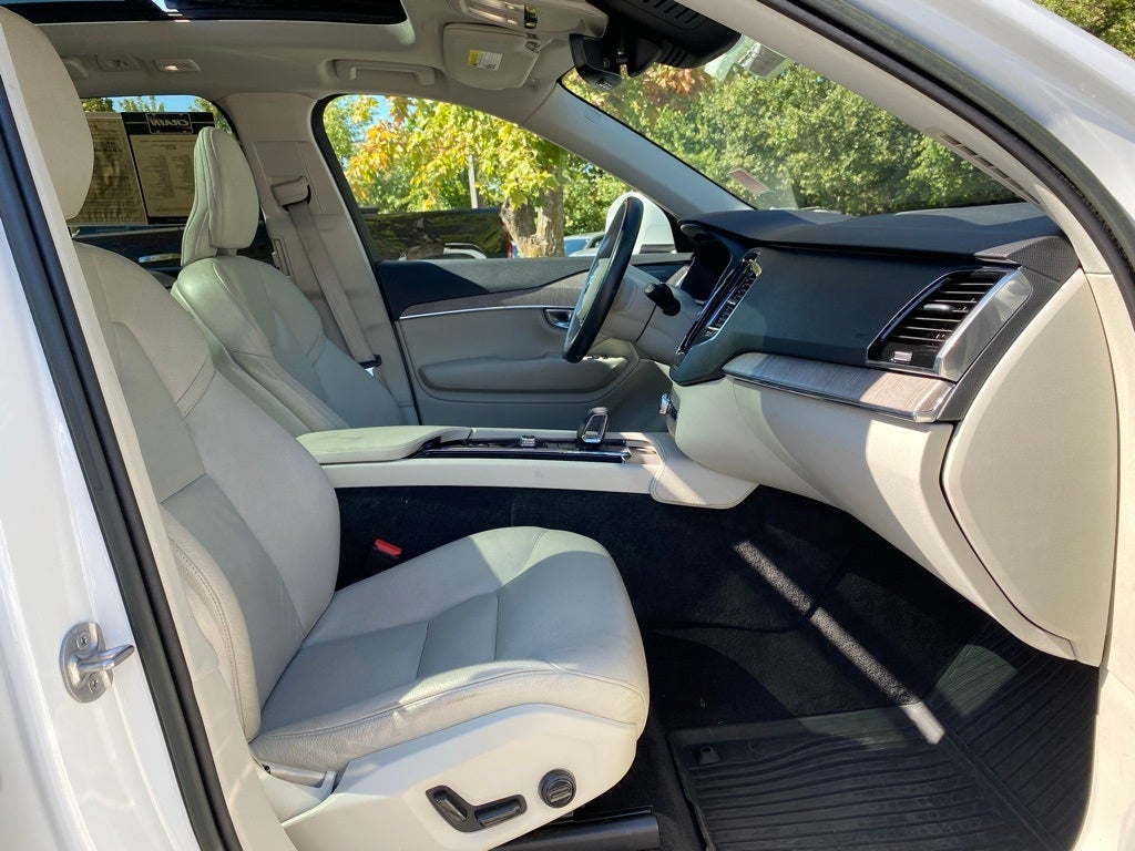 2023 Volvo XC90 Recharge Plug-In Hybrid T8 Plus Bright Theme 7 Passenger