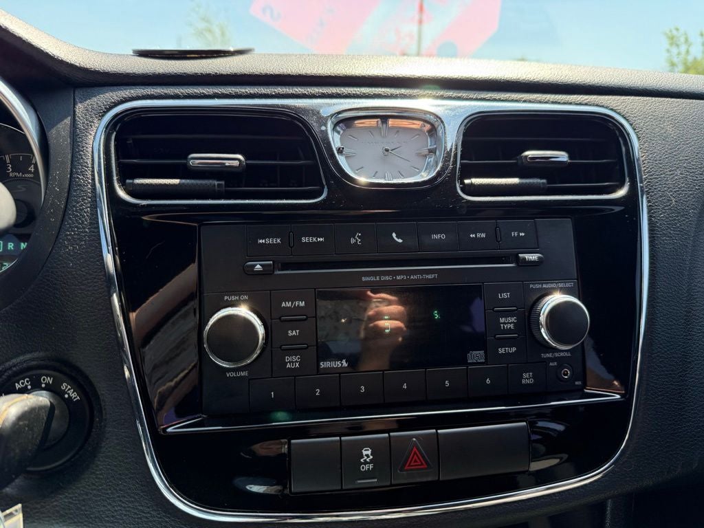 2013 Chrysler 200 Touring