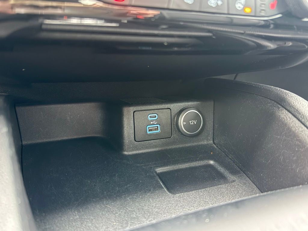 2021 Ford Escape Hybrid Titanium