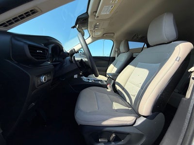2020 Ford Explorer Base