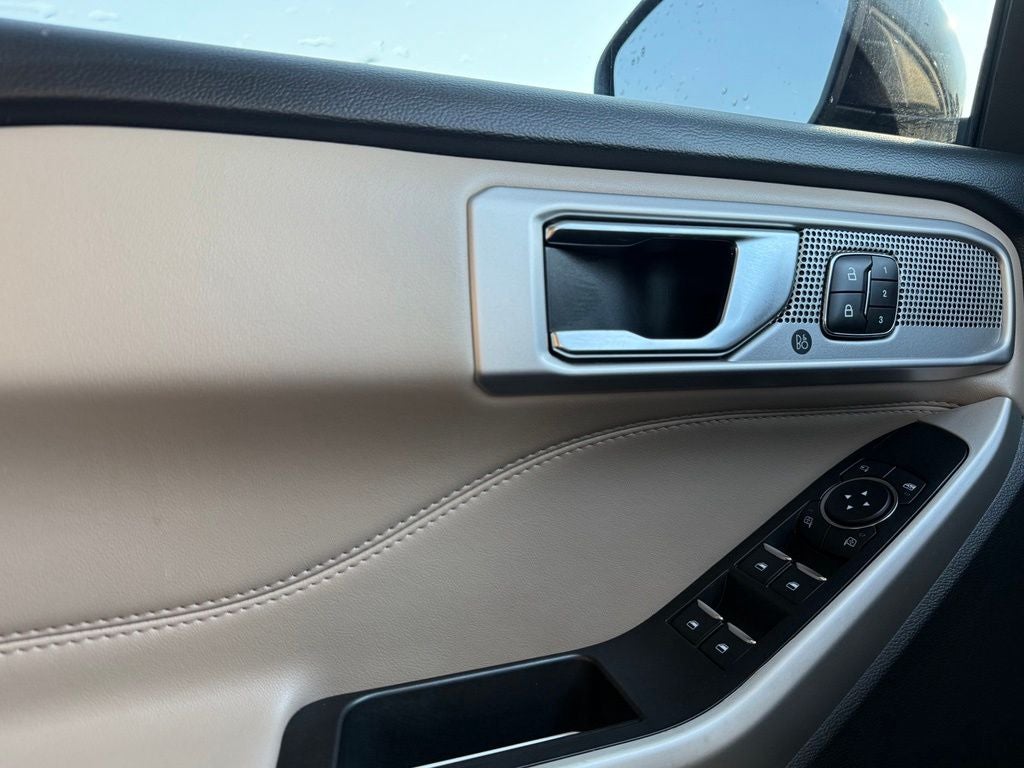 2021 Ford Explorer Limited - Photo 11