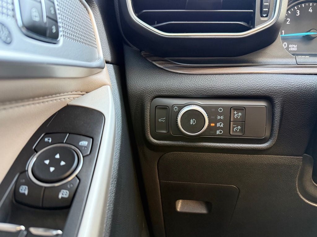 2021 Ford Explorer Limited - Photo 12