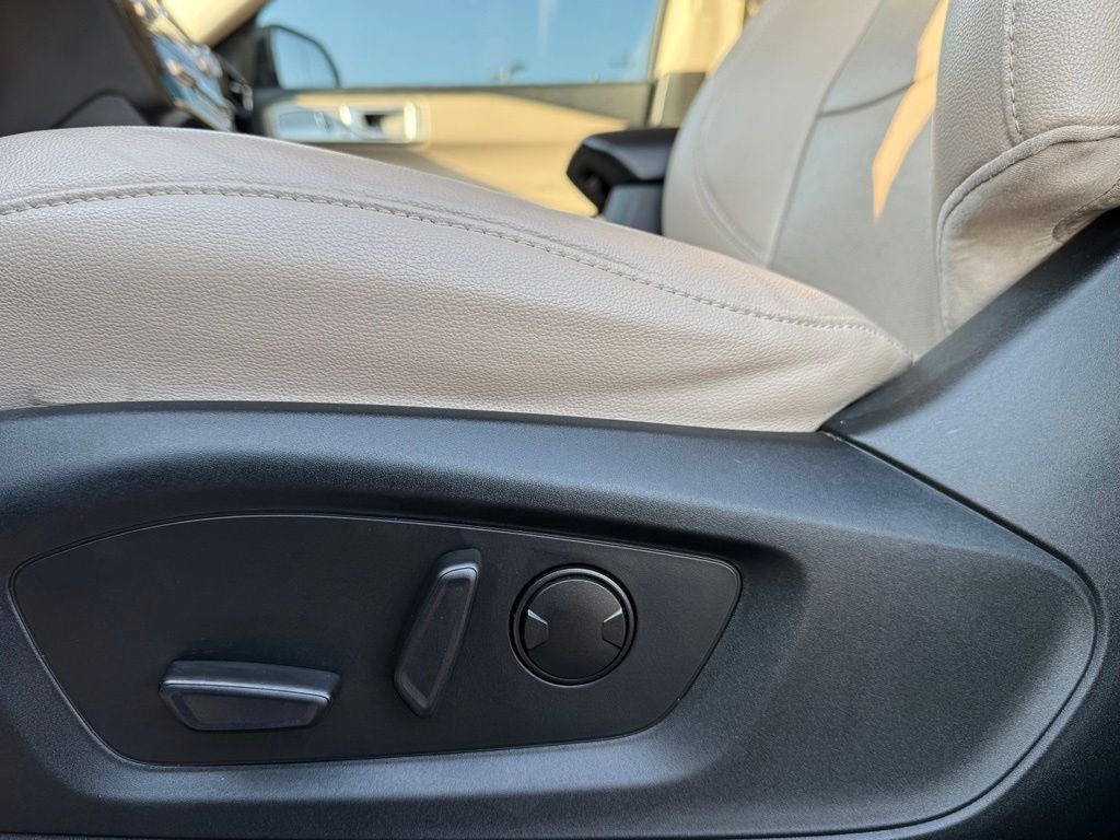 2021 Ford Explorer Limited - Photo 9