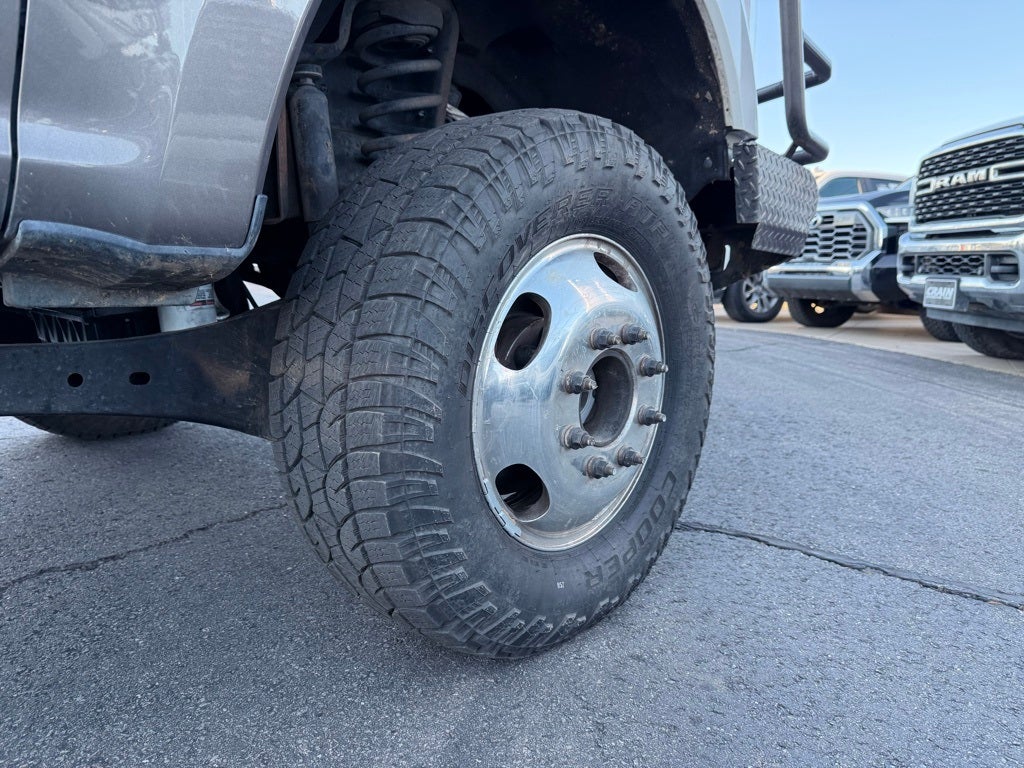 2018 Ford F-350SD Lariat Hard loaded!!