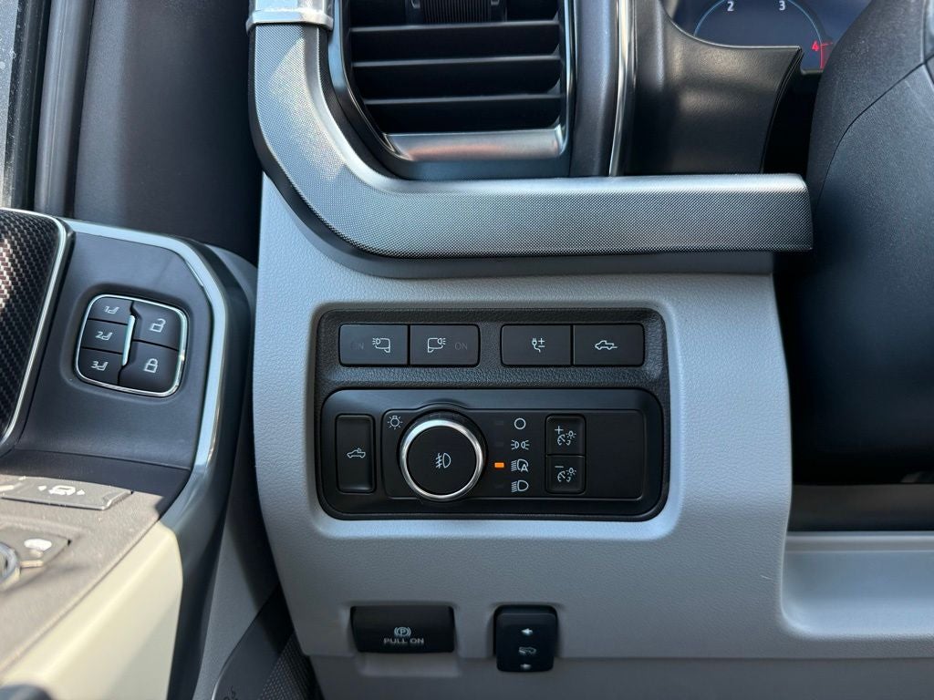 2024 Ford F-450SD Limited