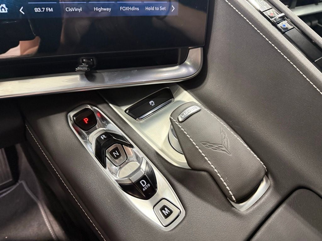 2025 Chevrolet Corvette 1LT - Photo 17