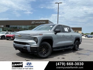 2025 Chevrolet Silverado EV LT