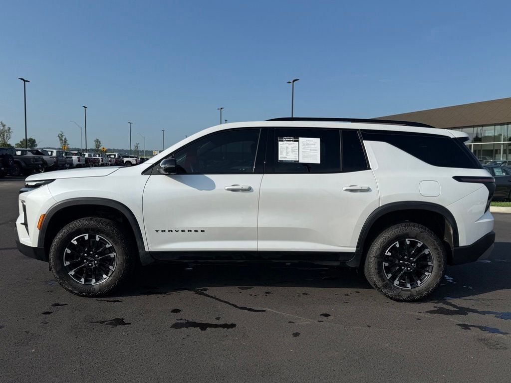 2024 Chevrolet Traverse Z71 - Photo 8