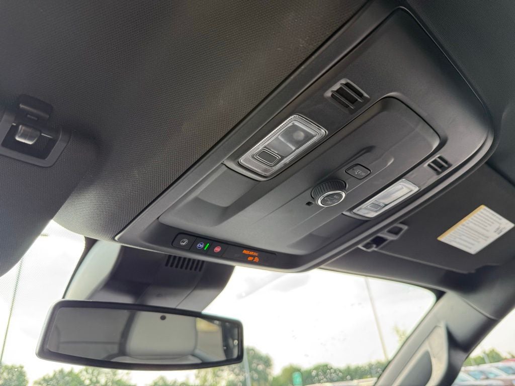 2025 Chevrolet Tahoe Z71 - Photo 20