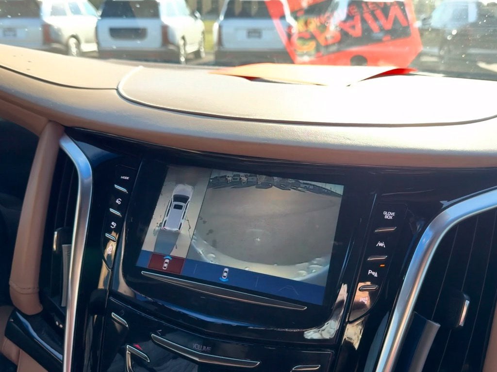 2019 Cadillac Escalade Platinum - Photo 17