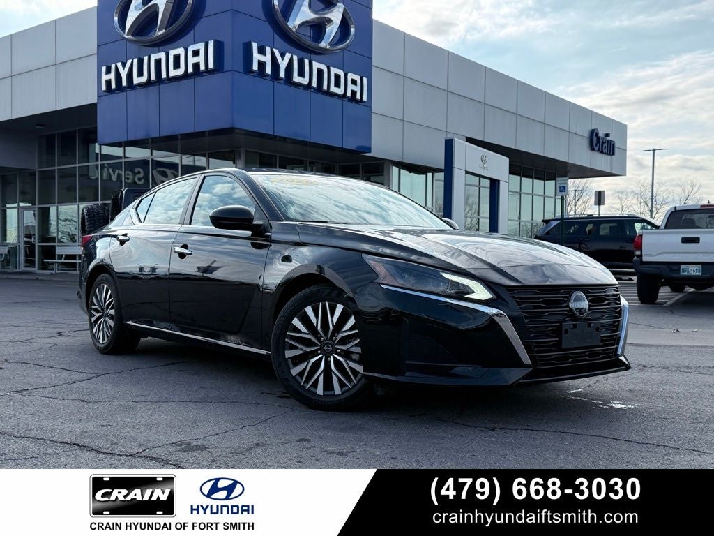 2024 Nissan Altima SV