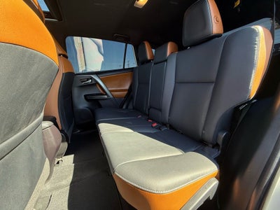 2018 Toyota RAV4 SE
