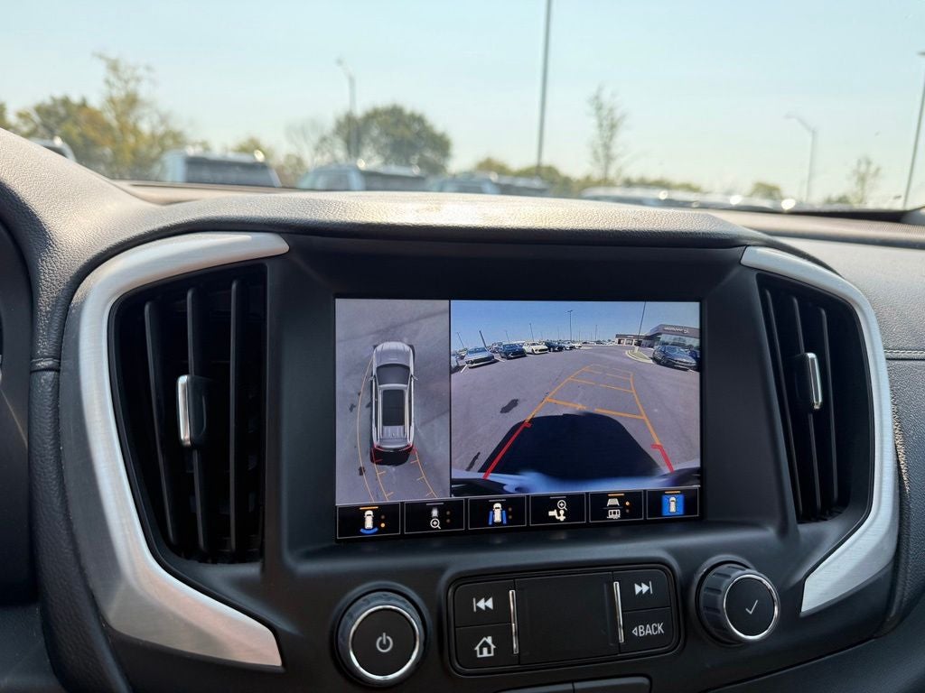 2024 GMC Terrain SLT - Photo 17