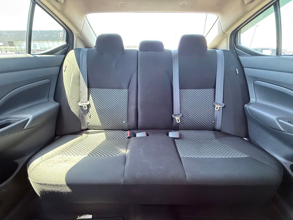 2021 Nissan Versa 1.6 S