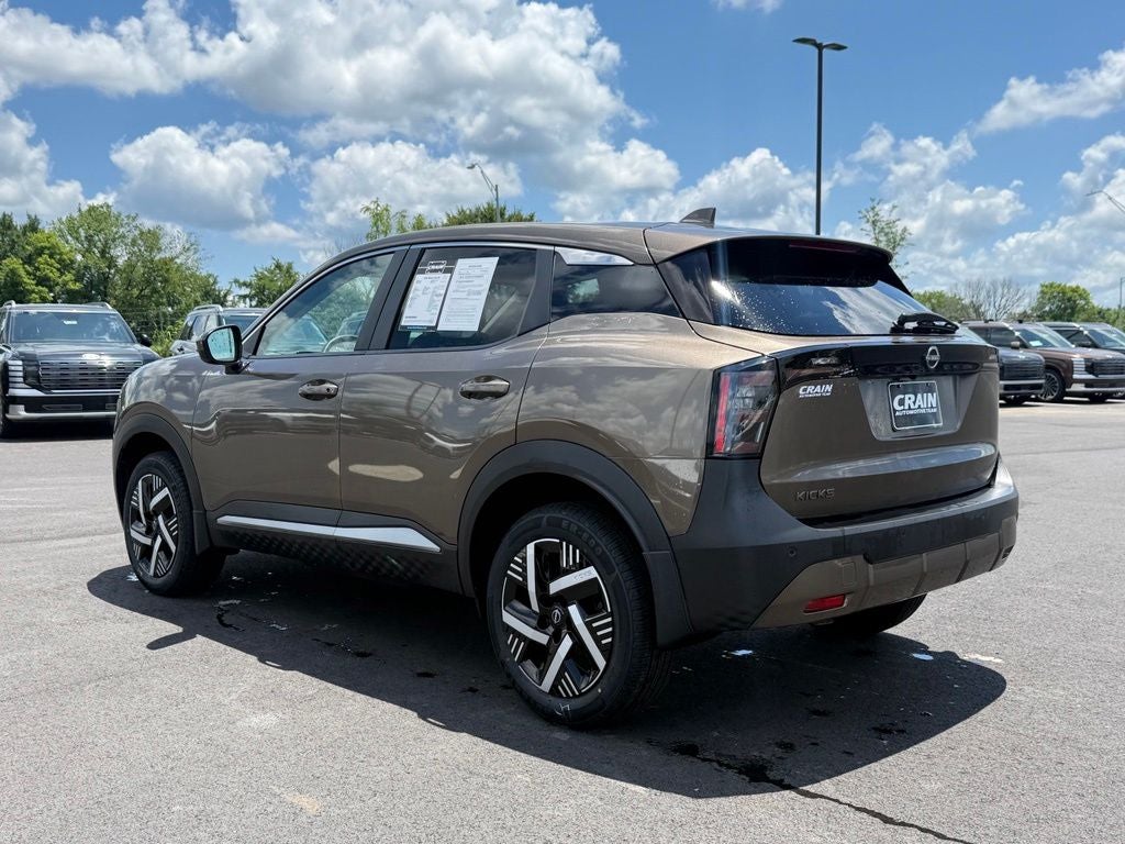 2025 Nissan Kicks SV