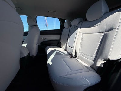2026 Hyundai TUCSON SE FWD