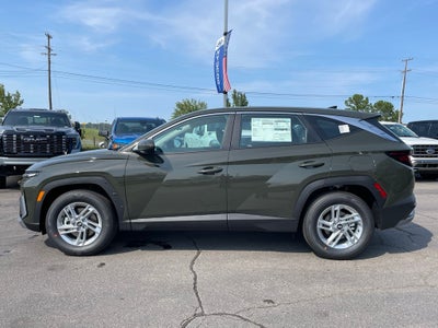 2026 Hyundai TUCSON SE FWD