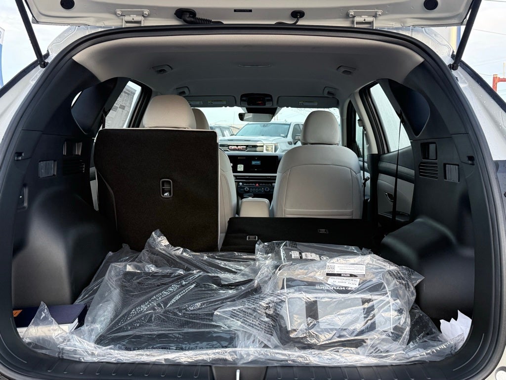 2026 Hyundai TUCSON SE FWD