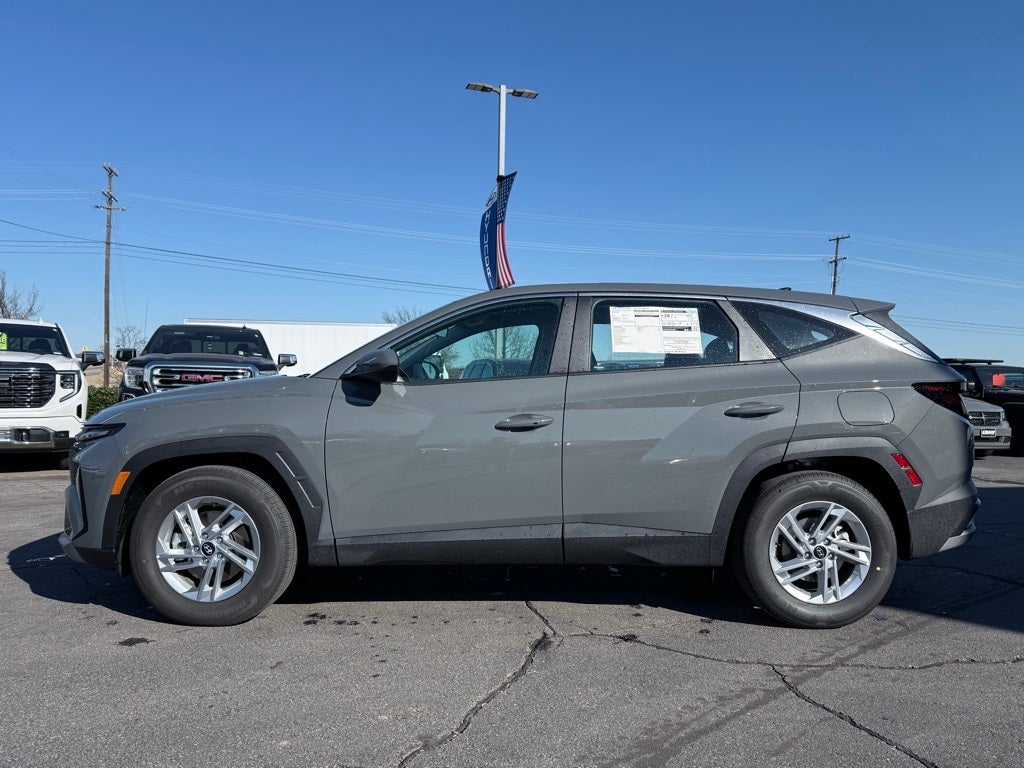 2026 Hyundai TUCSON SE FWD