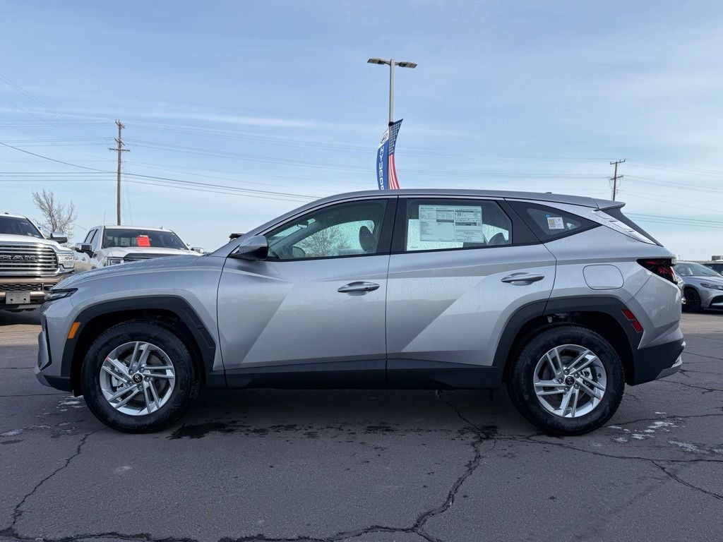 2026 Hyundai TUCSON SE FWD