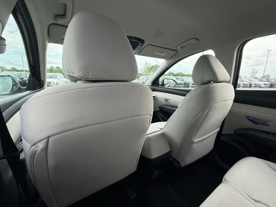 2025 Hyundai TUCSON SE