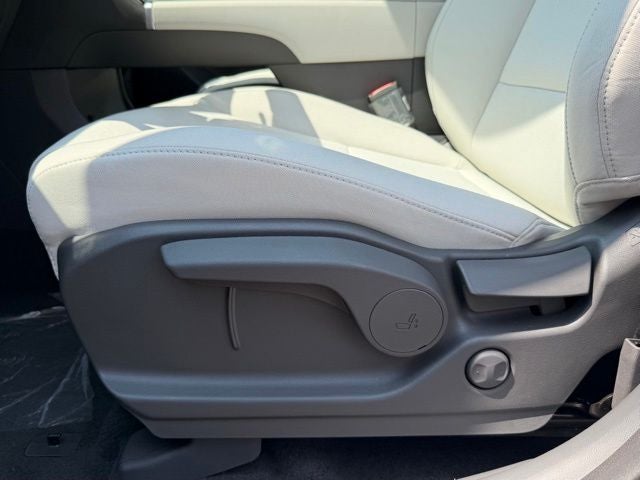 2027 Hyundai SANTA FE SE FWD