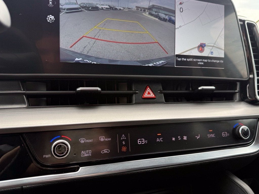 2024 Kia Sportage EX - Photo 17